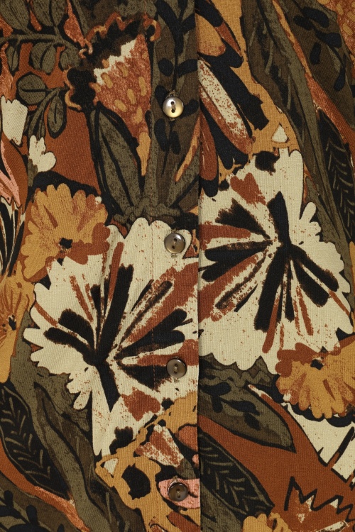 Surkana - Zoey blouse met grafische print in khaki 2