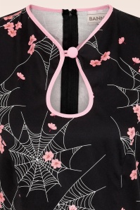 Banned Retro - Spiderblossom Pencil jurk in zwart 2