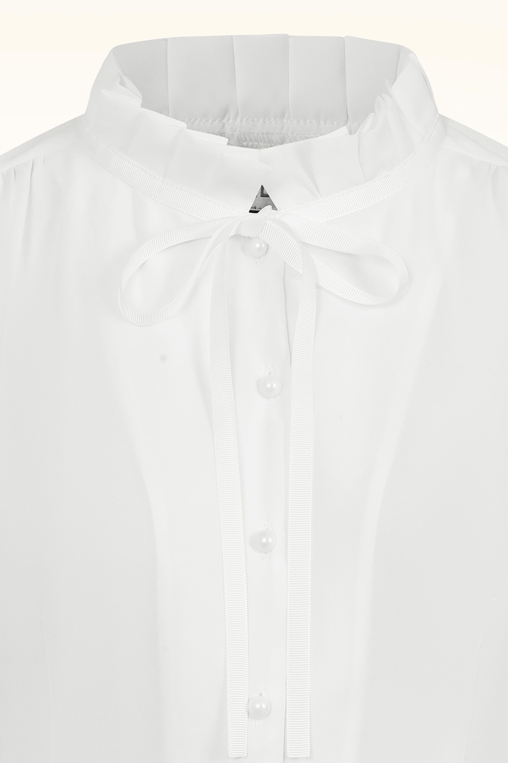 Banned Retro - The Poet’s blouse in wit 3