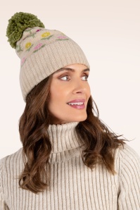 Powder - Willow Ditsy Flower pompom muts in crème 2