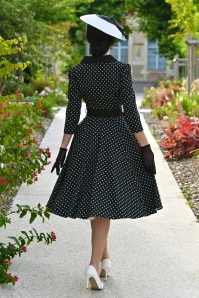 Hearts & Roses - Dotty Darling polkadot swing jurk in zwart 6