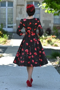 Hearts & Roses - Lady Poppy swing jurk in zwart en rood 3