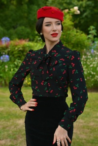 Hearts & Roses - Cherry Kiss blouse in zwart