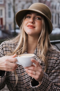 Bronté - Catharina Cloche hoed in beverbruin 3