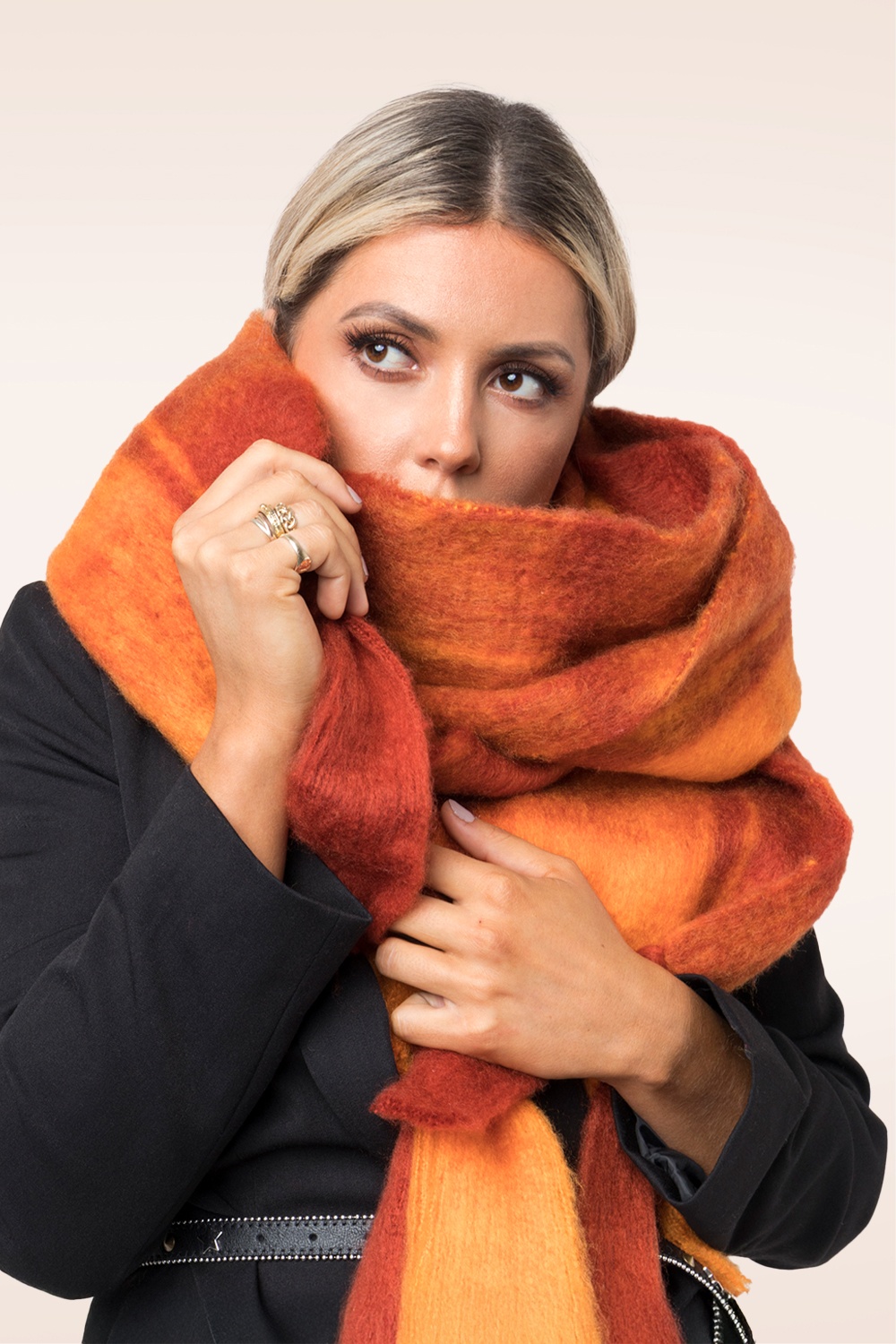 Amici - Zabella sjaal in oranje en rood 2