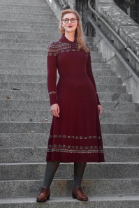 Emmy Design - The Fair-est Isle gebreide wollen jurk in bordeauxrood