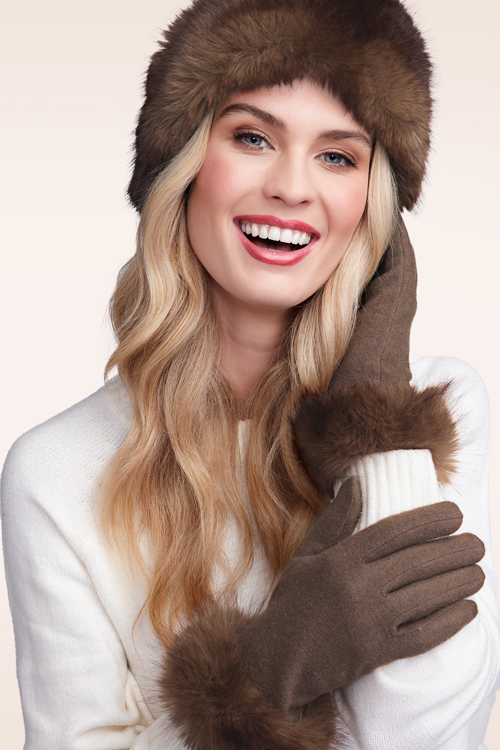 Amici - Corine handschoenen van wol in bruin 2