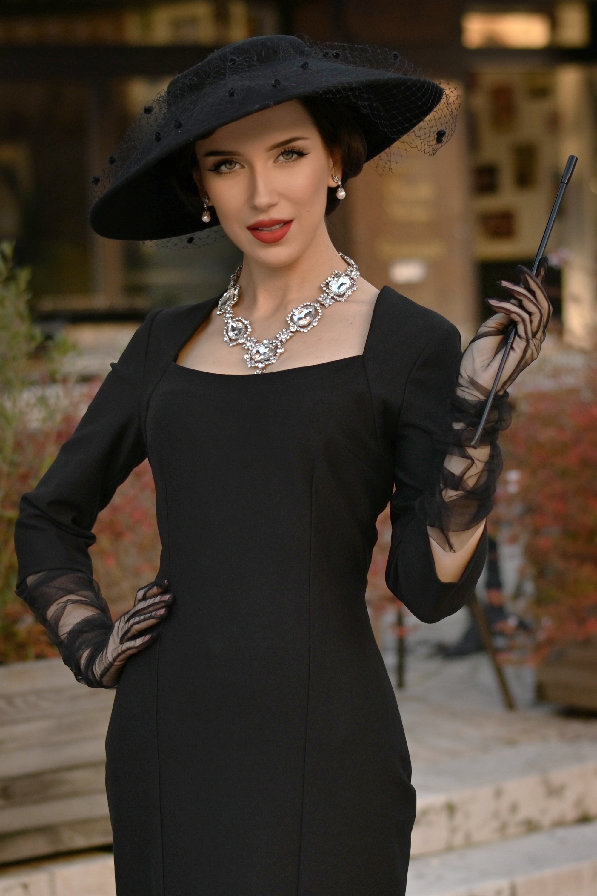 Vintage Diva  - Mara midi fishtail jurk in zwart 3