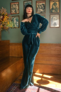 Vintage Diva  - Celeste fluwelen jumpsuit in teal 6