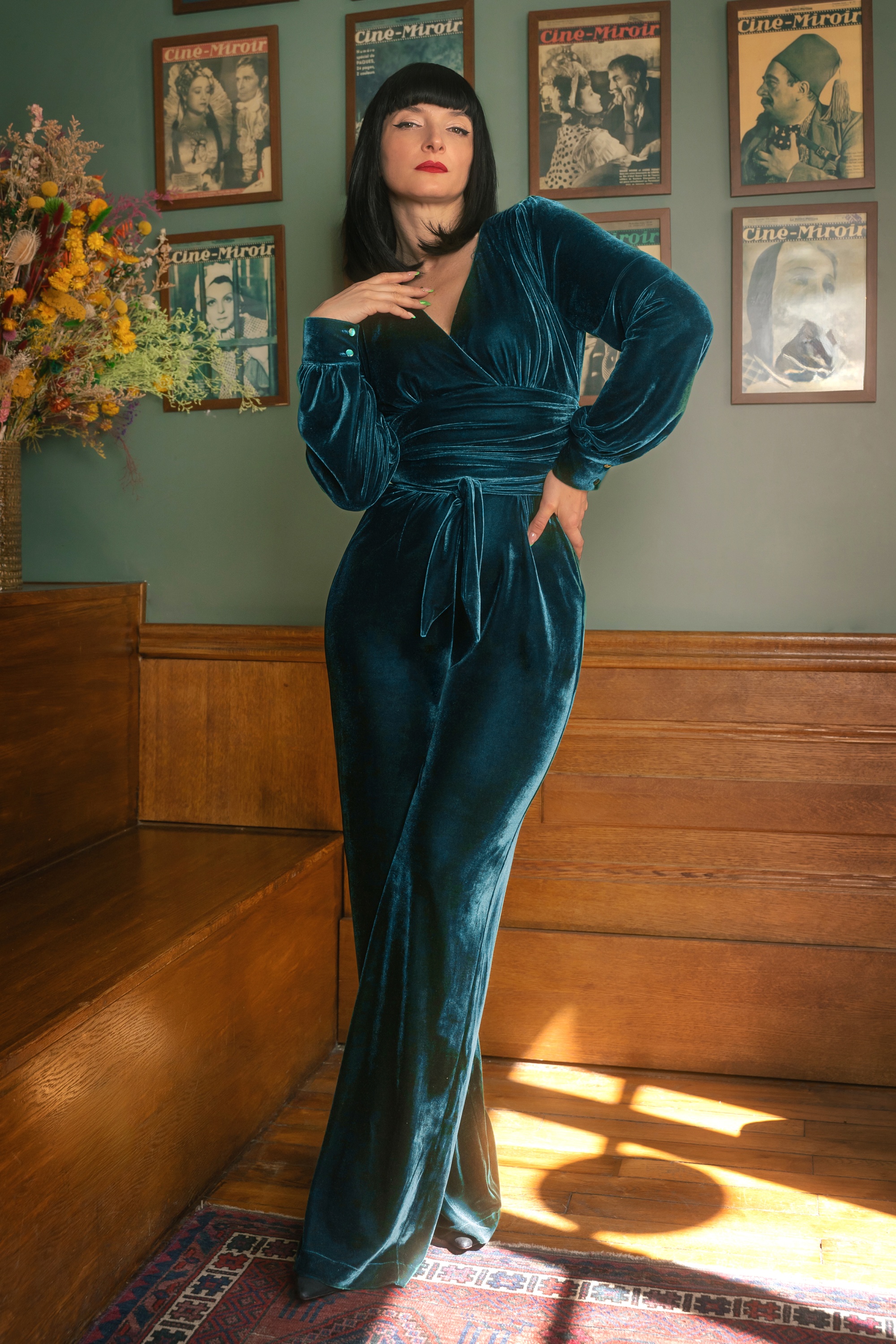 Vintage Diva  - Celeste fluwelen jumpsuit in teal 6