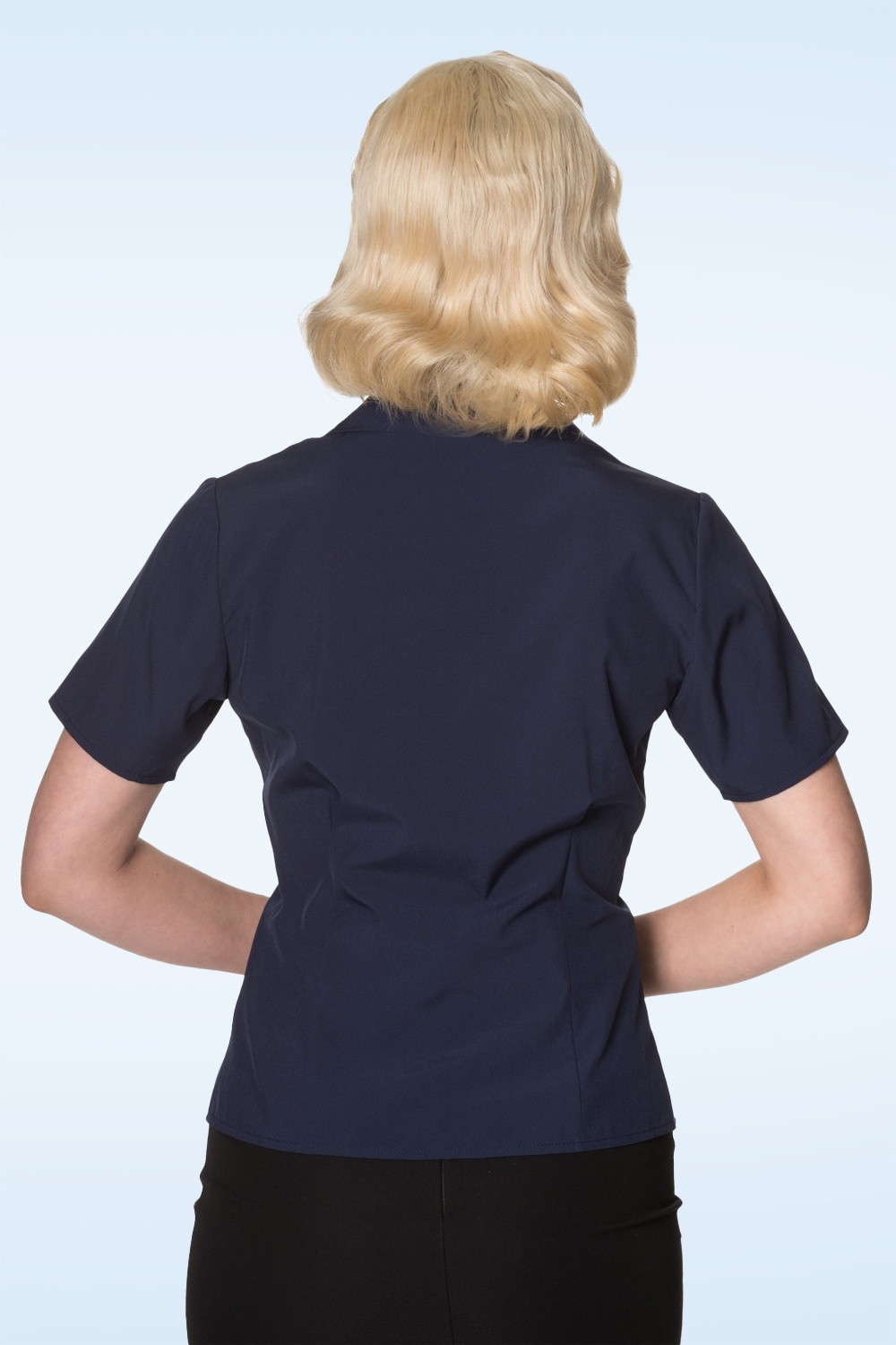 Banned Retro - Roselle Blouse in marineblauw 2
