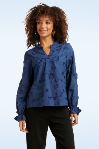 Smashed Lemon - Piper geborduurde blouse in navyblauw