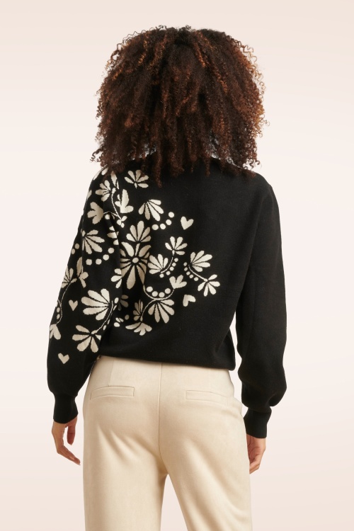Smashed Lemon - Jazzie Floral trui in zwart 3