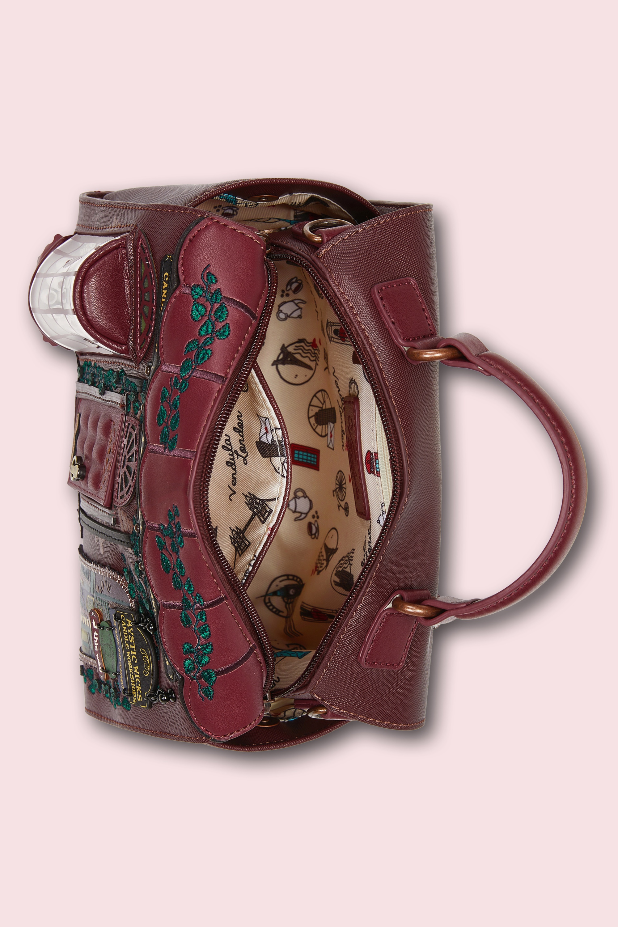 Vendula - Mystic Wicks Candle and Wandmakers Hollis tas in bordeauxrood 2