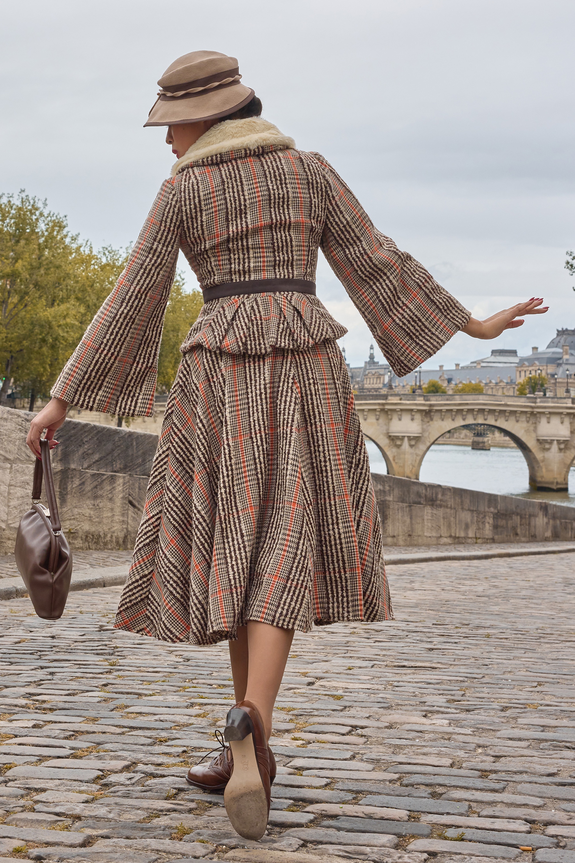 Miss Candyfloss - Maelie Sadie swing rok in zand en bruin 2