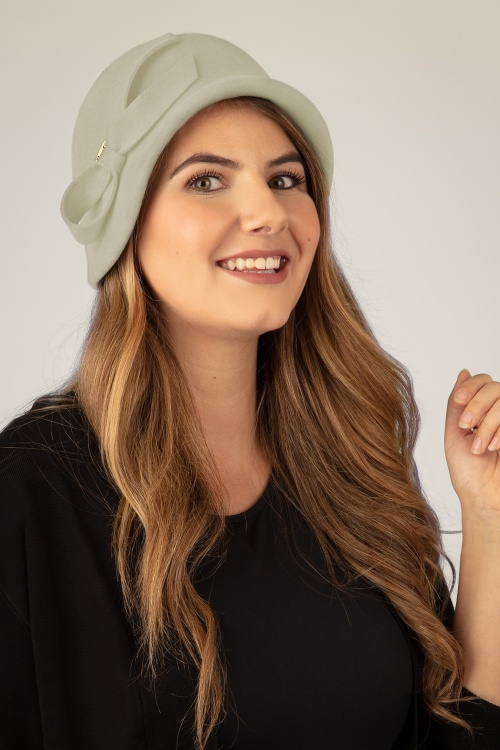 Bronté - Belle Cloche hoed in Manila beige