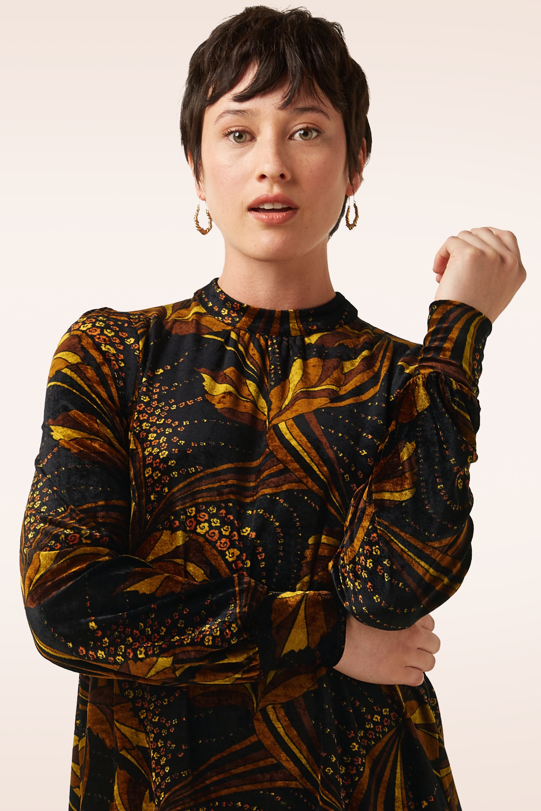 King Louie - Sandy Shimmy fluwelen jurk in zwart en multi 3