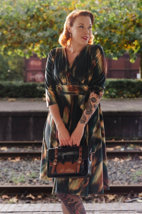 Vintage Chic for Topvintage - Topvintage exclusive ~ Aria Velvet Fade swing jurk in zwart en multi