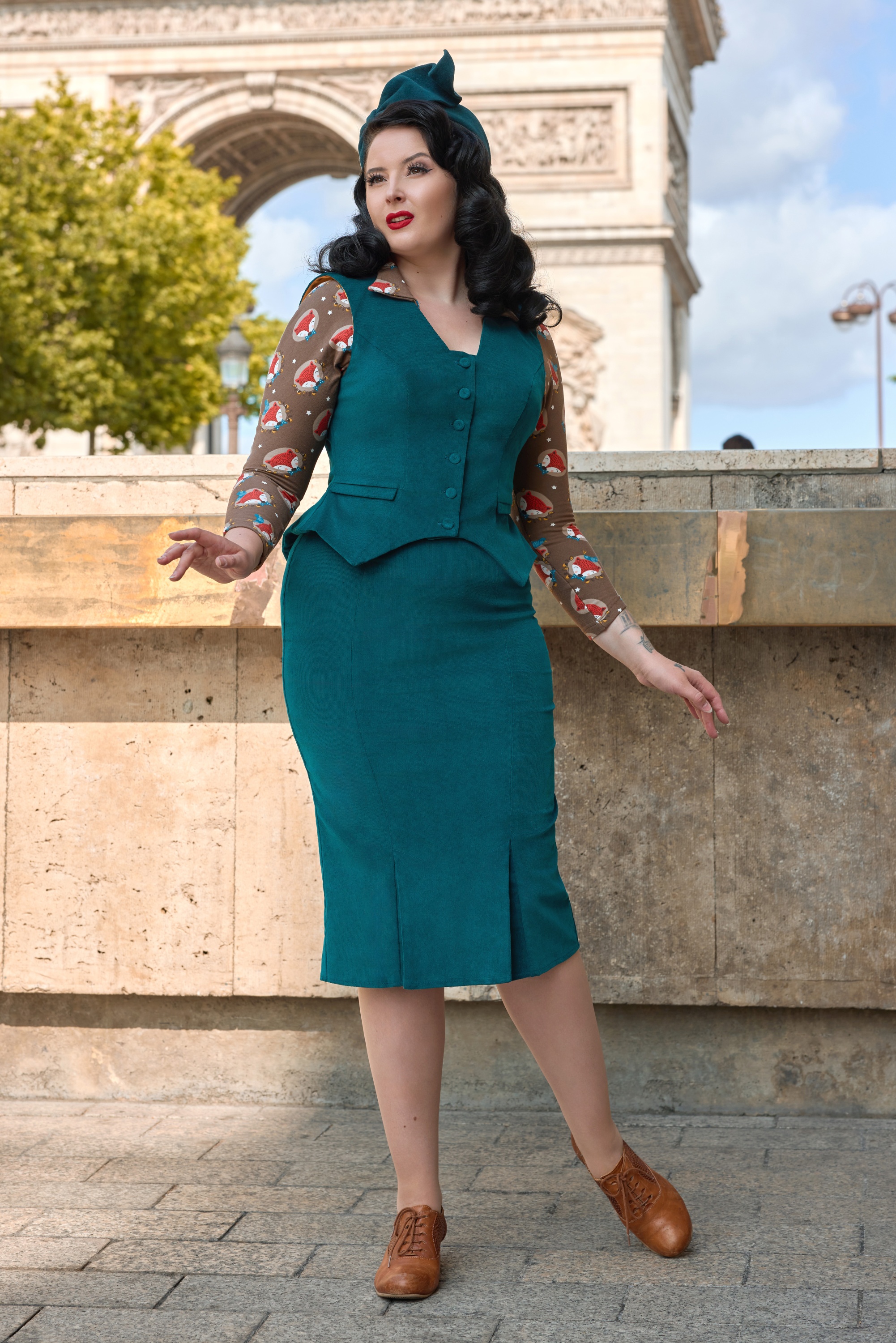 Miss Candyfloss - Victoire Kat Corduroy pencil rok in petrol