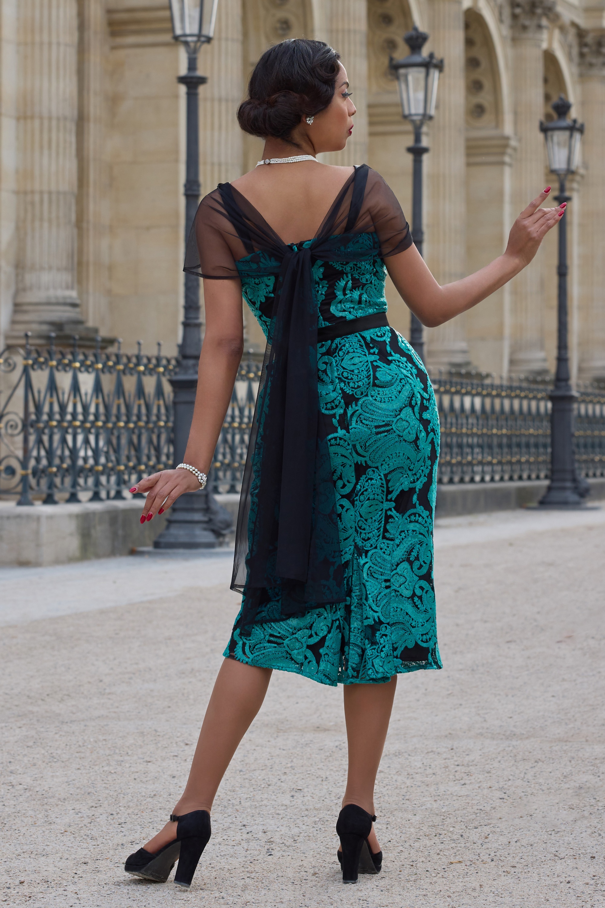 Miss Candyfloss - Jayda Tiffany Lace pencil jurk in zwart en turquoise  3