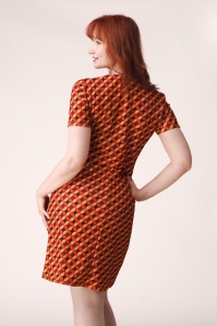 Vintage Chic for Topvintage - Topvintage exclusive ~ Daisy Geo Retro jurk in oranje en zwart 4
