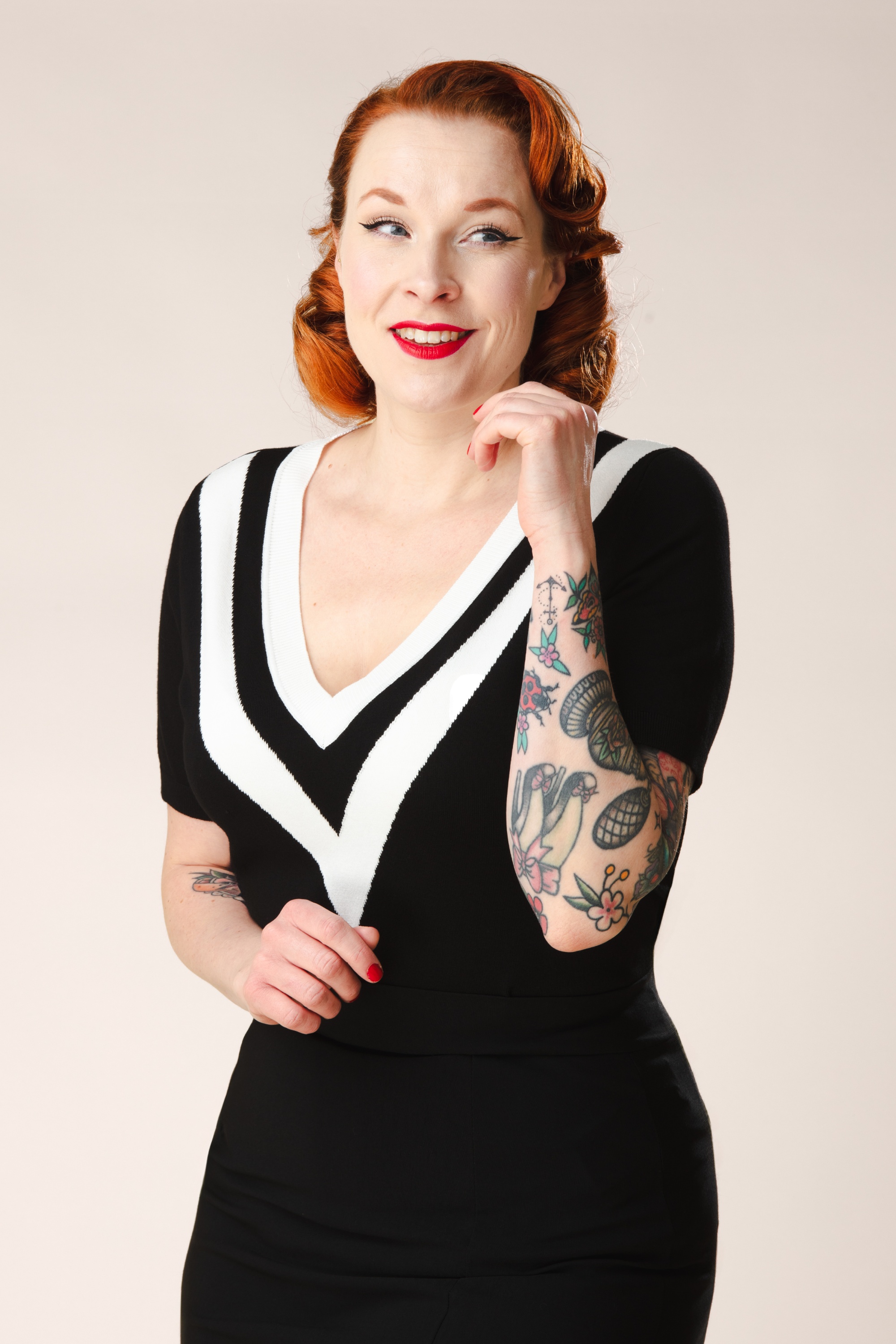 Zilch - Veronica V-Neck top in zwart