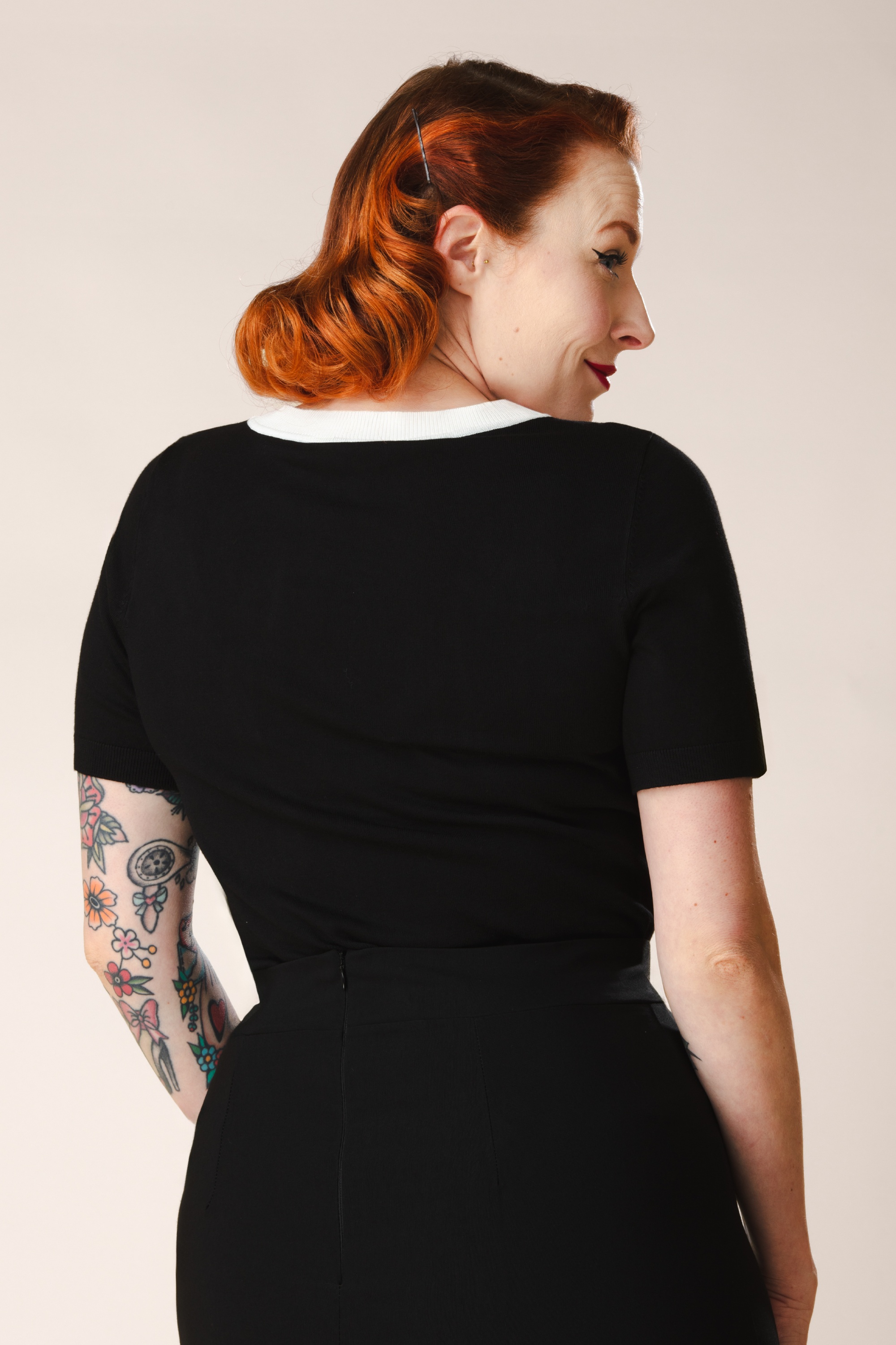 Zilch - Veronica V-Neck top in zwart 3