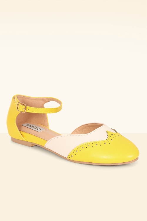 Banned Retro - Dapper Dancemates flats in geel 3