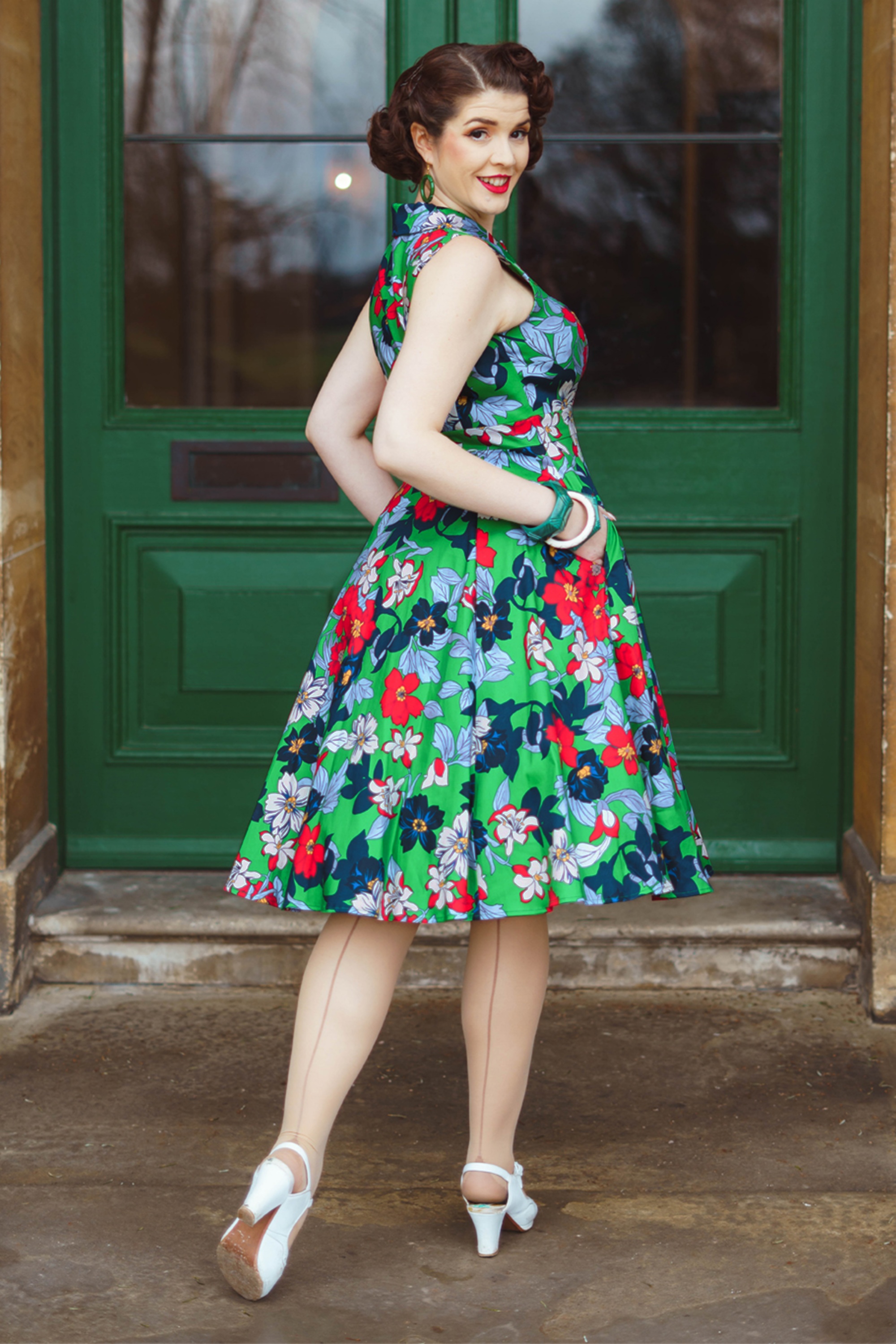 Hearts & Roses - Botanical Beauty swing jurk in groen en multi 3