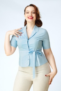 Topvintage Boutique Collection - Topvintage Exclusive ~ Sabrina blouse in lichtblauw
