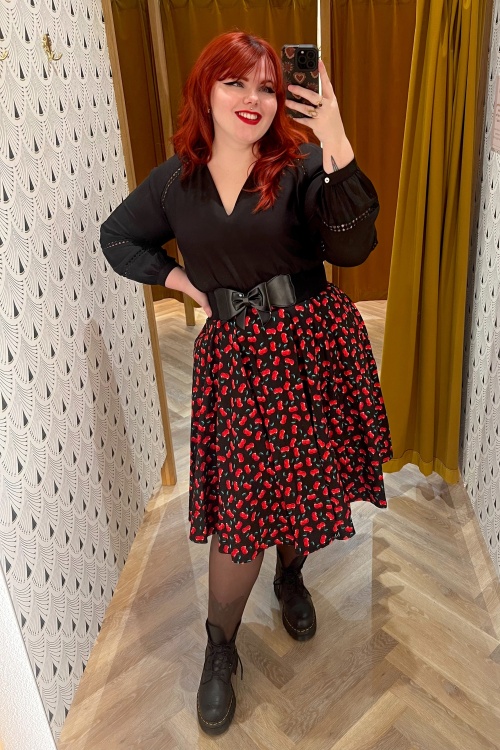 Topvintage Boutique Collection - Topvintage exclusive ~ Shelvia Cherry swing rok in zwart 7