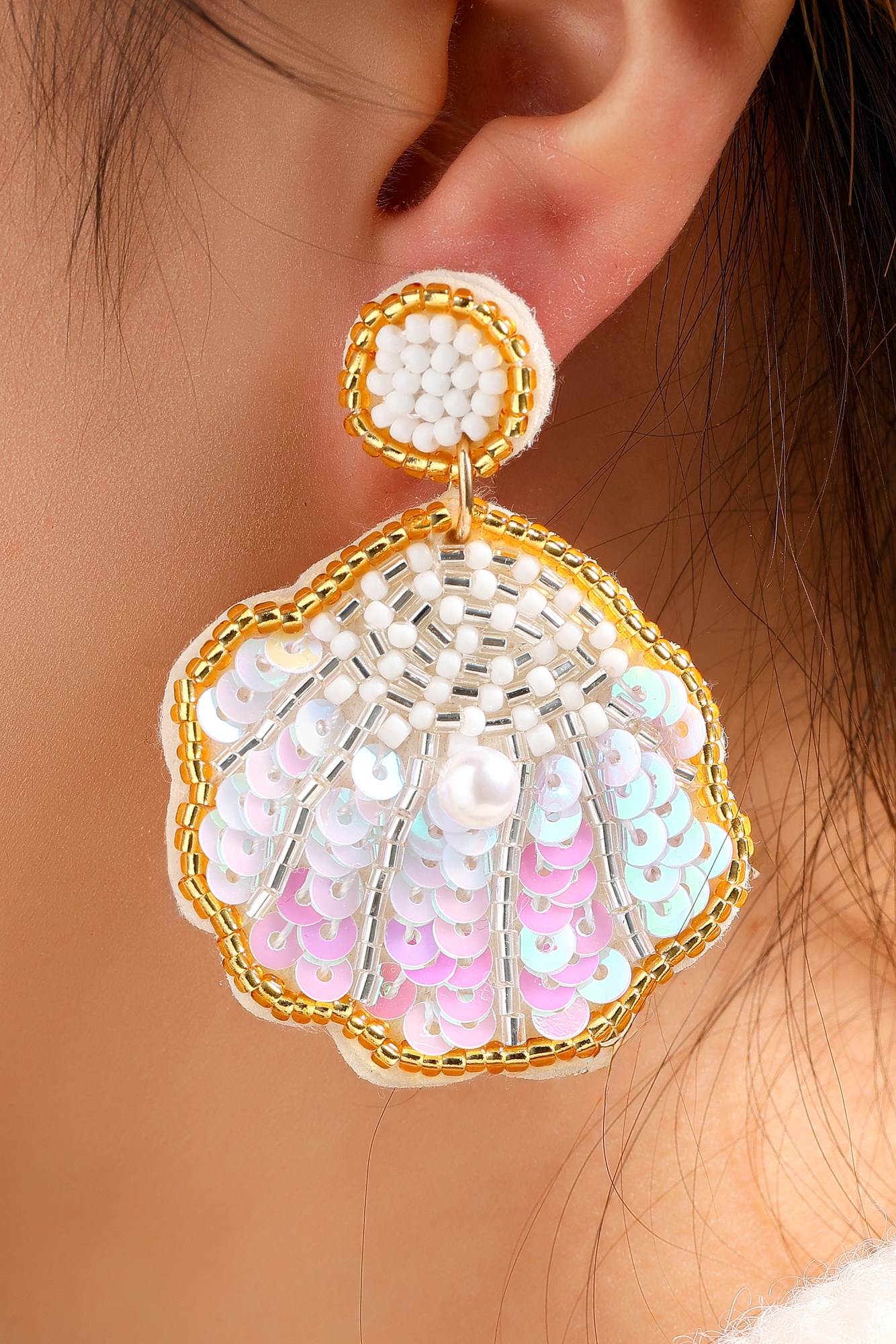 Day&Eve by Go Dutch Label - Sequin Siren Shell oorbellen