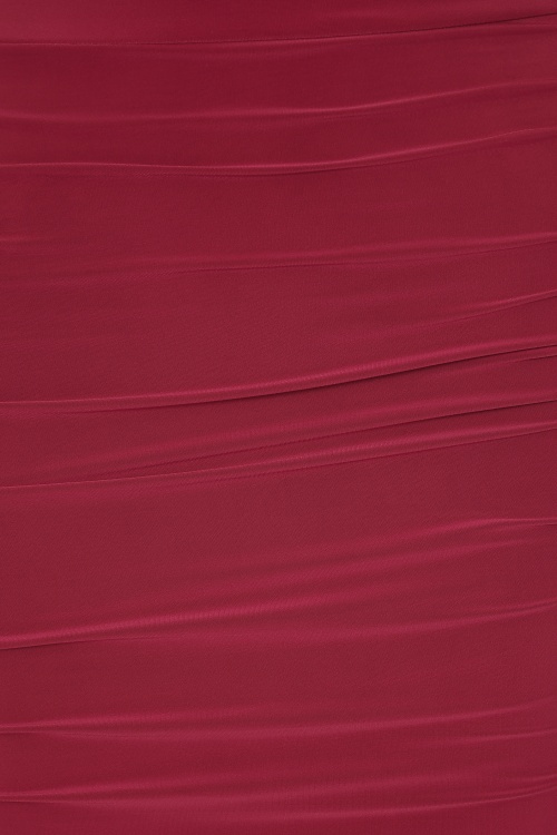 Vintage Chic for Topvintage - Topvintage exclusive ~ Ruby Curve Crush slinky pencil jurk in rood 2