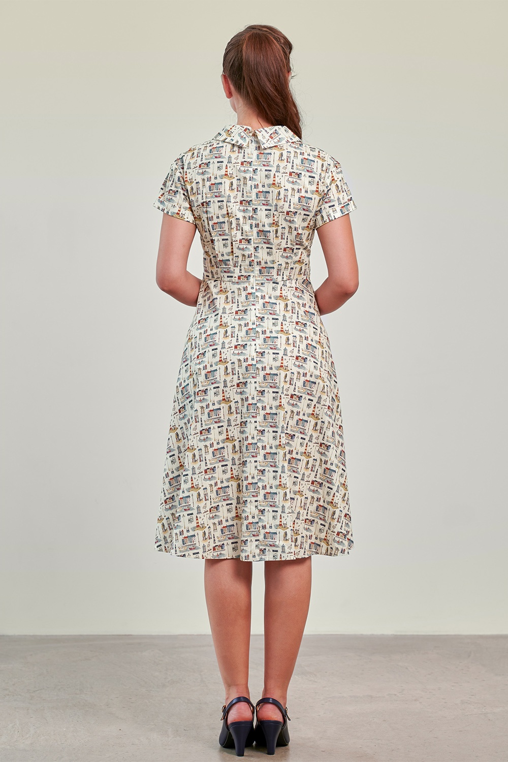 Banned Retro - Shirley Seaside swing jurk in crème  2