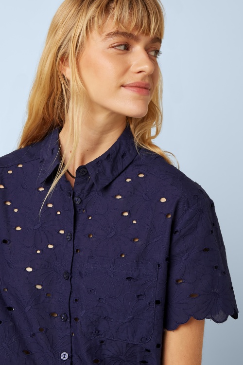 King Louie - Evelina Brava Broderie blouse in beacon blauw 2