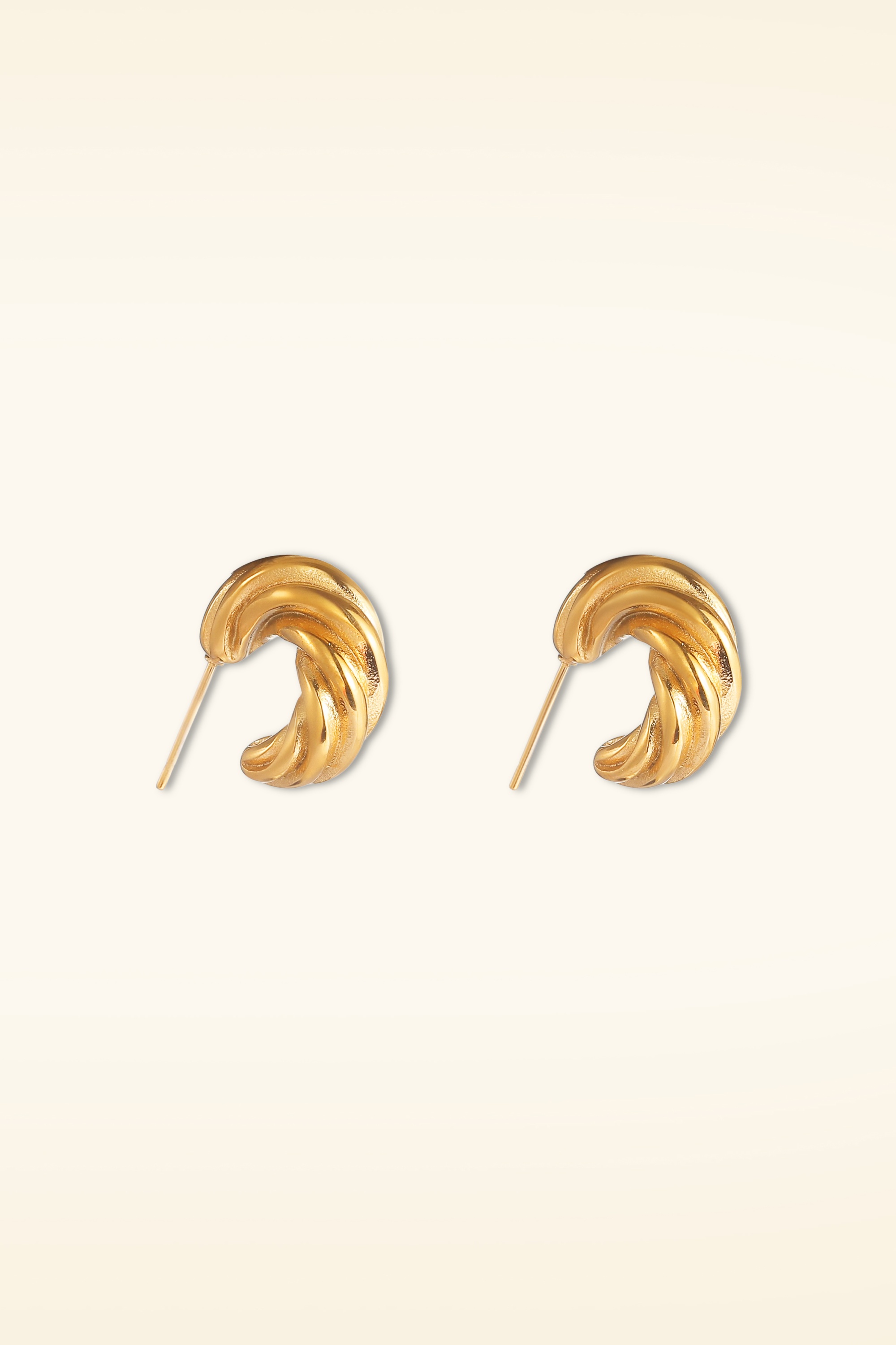 Day&Eve by Go Dutch Label - Croissant Creole oorbellen in goud 2