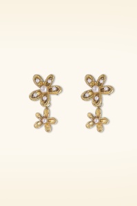 Day&Eve by Go Dutch Label - Double Pearl Flower oorbellen in goud 2