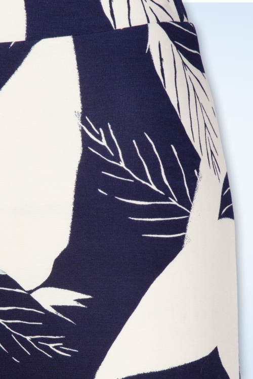 Surkana - Marina Breeze pantalon in gebroken wit en marineblauw 2