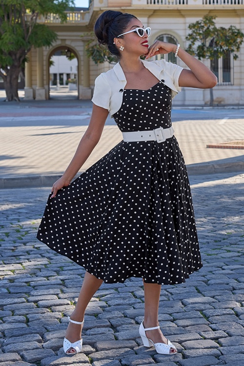 Miss Candyfloss - Jenna May Lou bolero polka dot swing jurk in zwart en wit