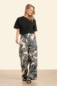 Smashed Lemon - Monotropical pantalon met wijde pijpen in gebroken wit en zwart