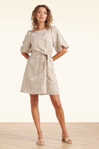 Smashed Lemon - Sunlit Glow jurk in zand en goud 3