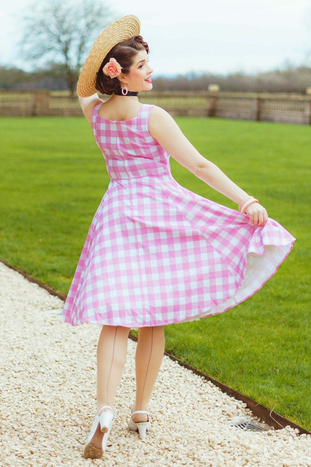 Hearts & Roses - Pink Meadow Check swing jurk in wit en roze 4