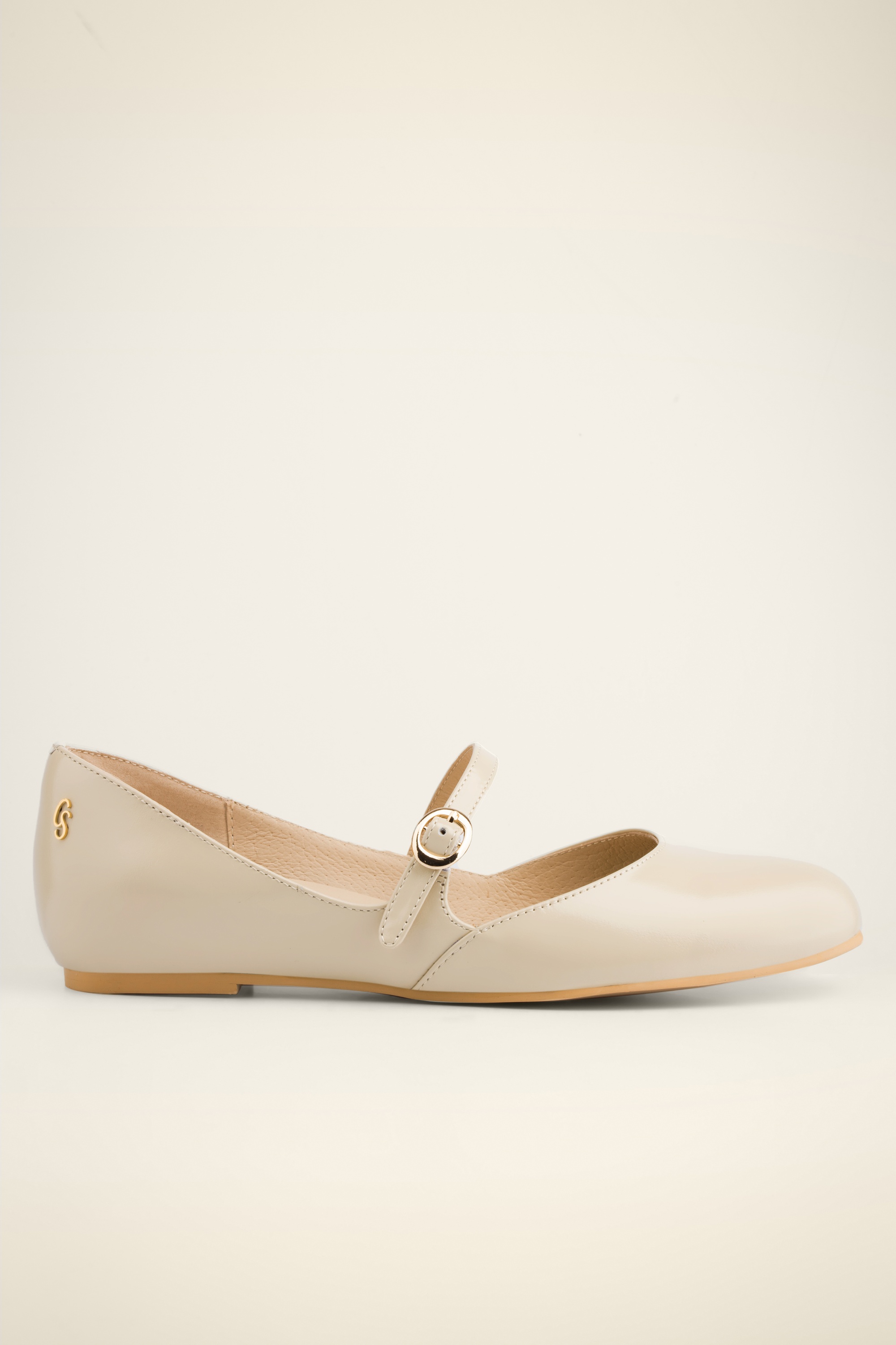 Charlie Stone - Bronte Ballerina flats in crème