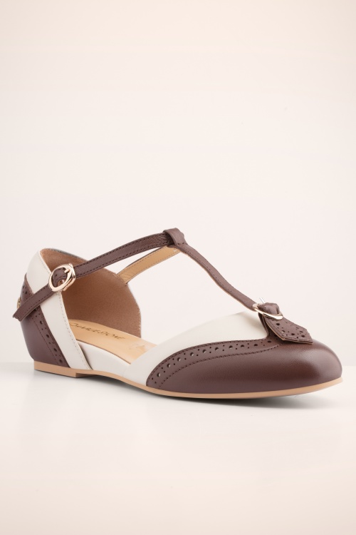 Charlie Stone - Parisienne T-Strap flats in espresso en crème 4