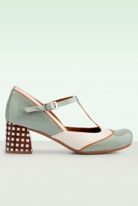 Nemonic - Salvia T-strap pumps in pastelblauw en crème