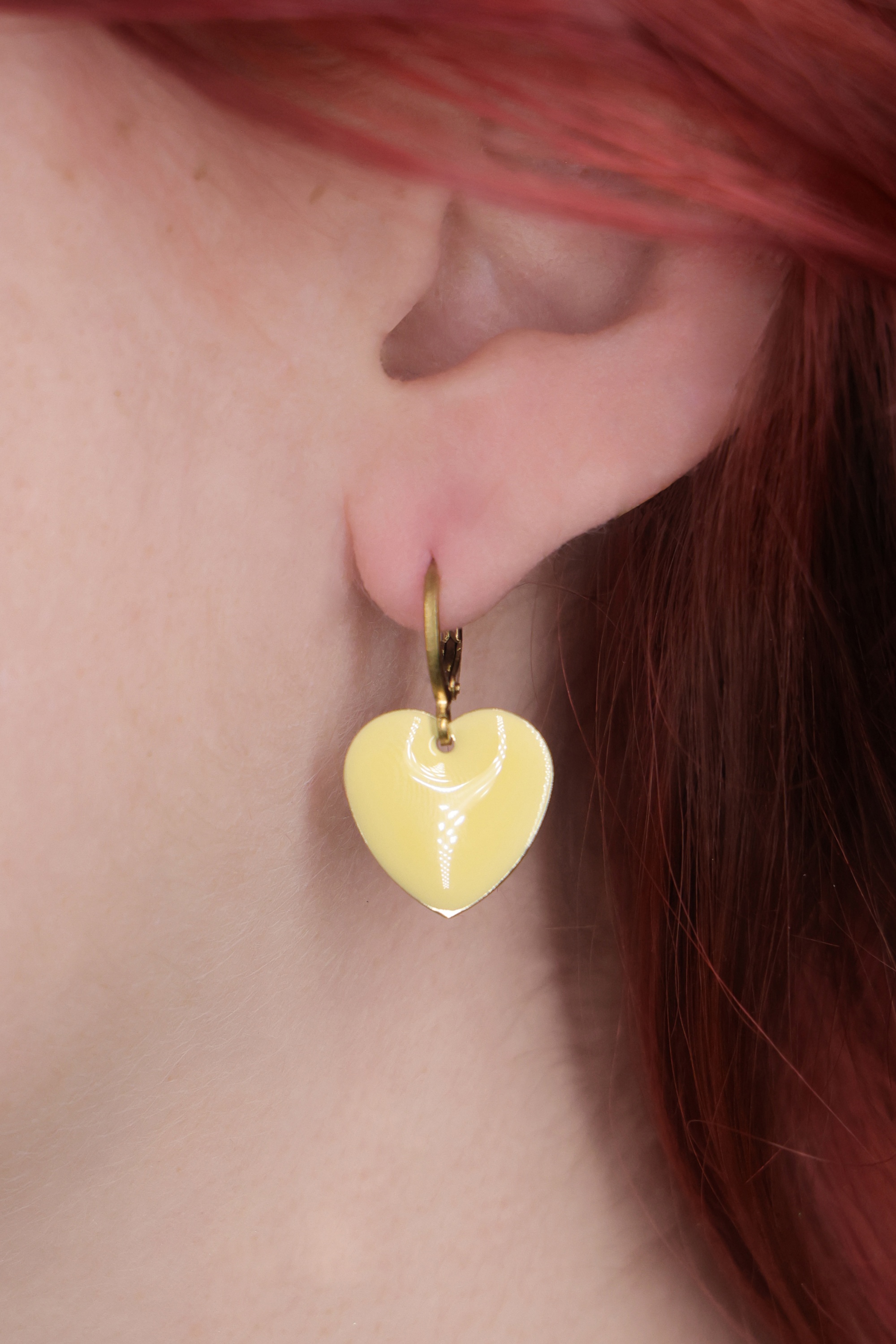 Urban Hippies - Heart oorbellen in buttercup geel