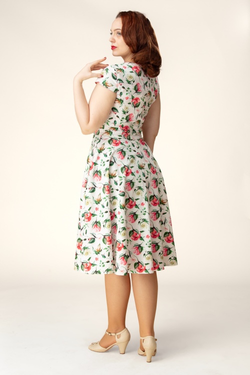 Topvintage Boutique Collection - Topvintage Exclusive ~ Ella Floral swing jurk in wit en multi 7