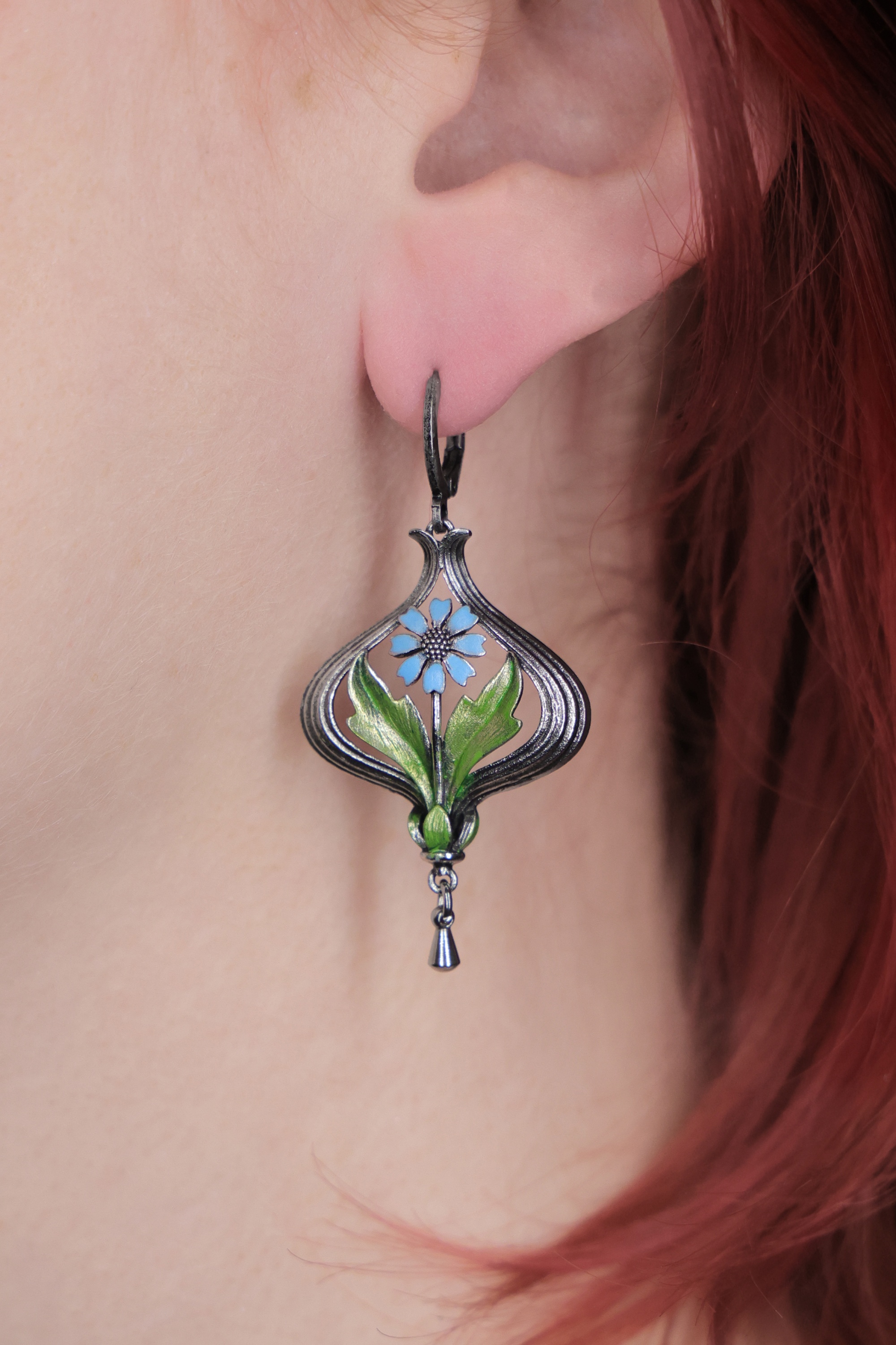 Urban Hippies - Arabella oorbellen in lichtblauw en zilver