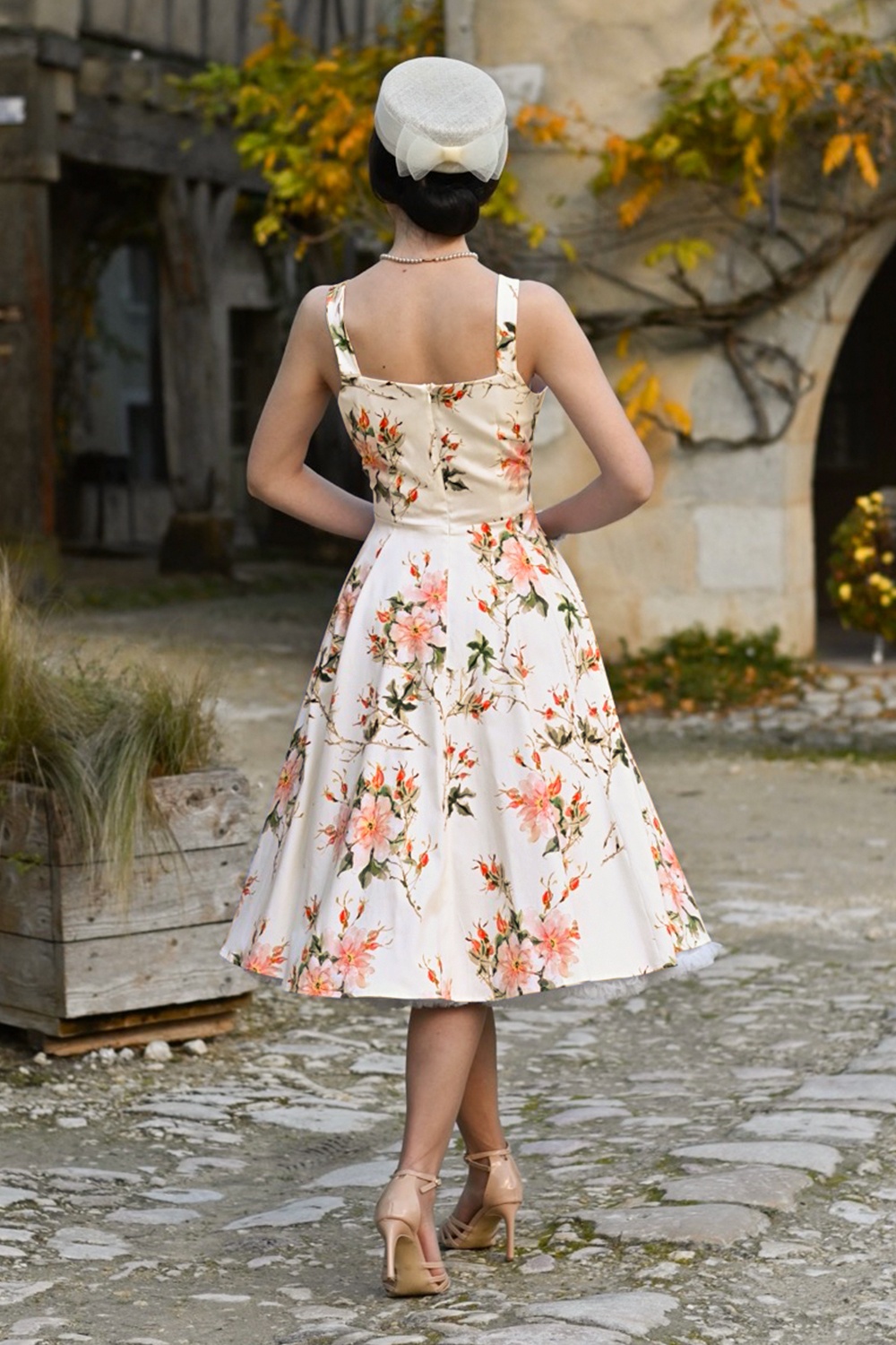 Hearts & Roses - Spring Petal swing jurk in ivoor en multi 5