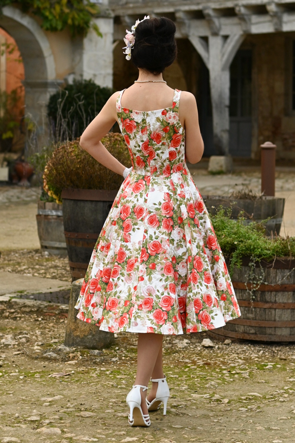 Hearts & Roses - Rosewood Romance swing jurk in wit 4